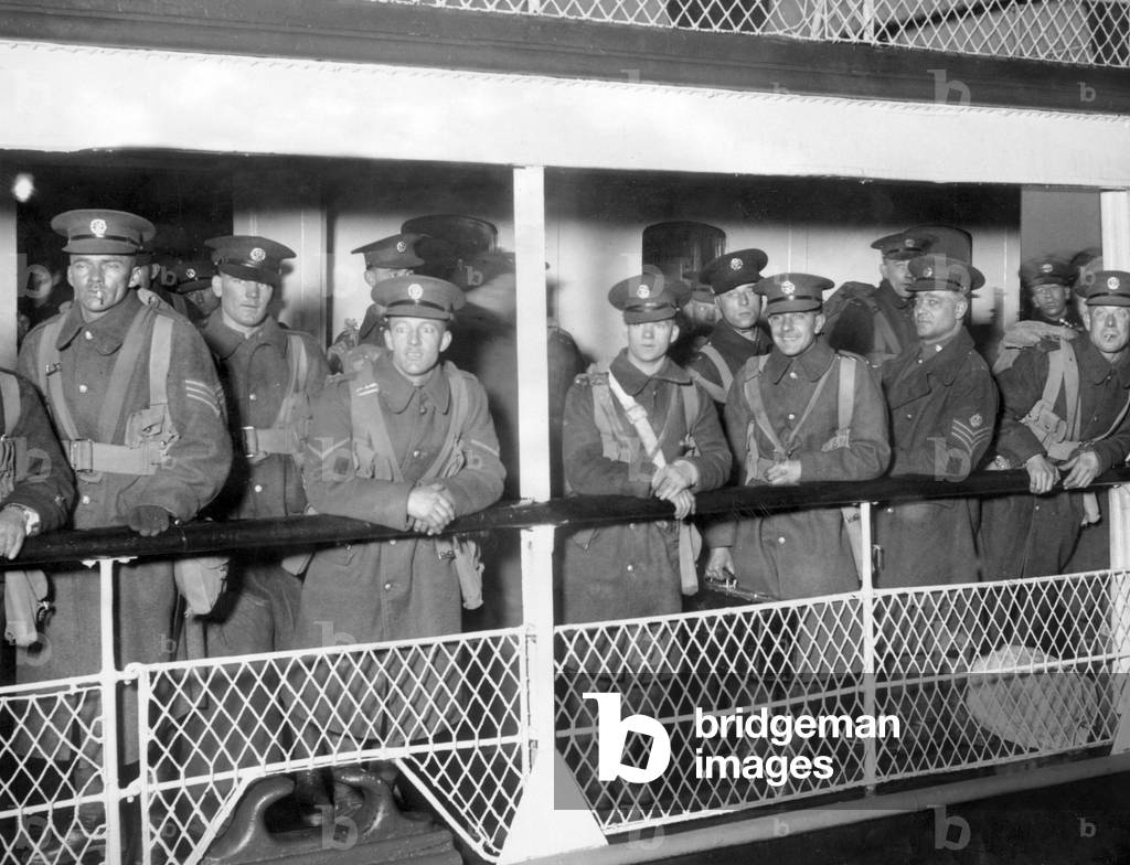 Arrival of English soldiers in Dover, 1929