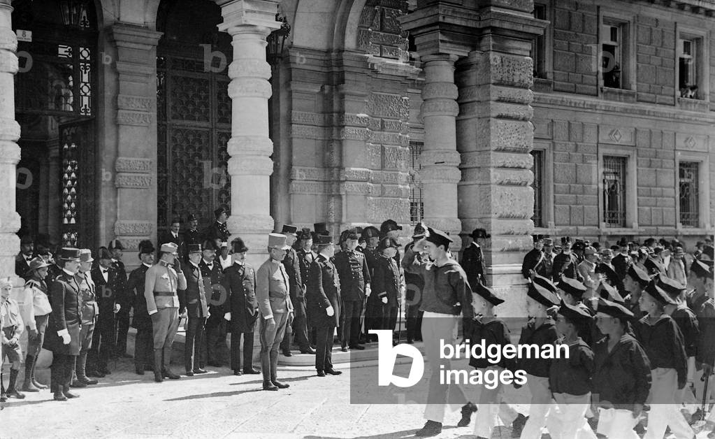 Birthday celebration for Emperor Franz Joseph I. in Trieste, 1915 (b/w photo)