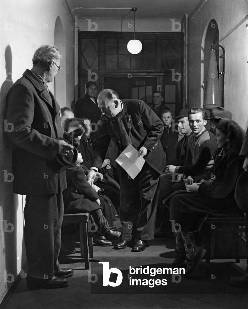 Waiting room of a district administrator (b/w photo)