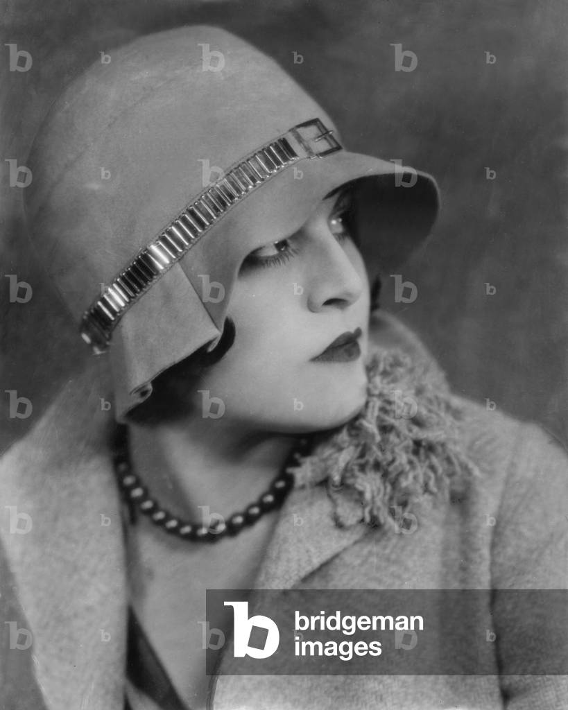 Lina Basquette, 1929 (b/w photo)