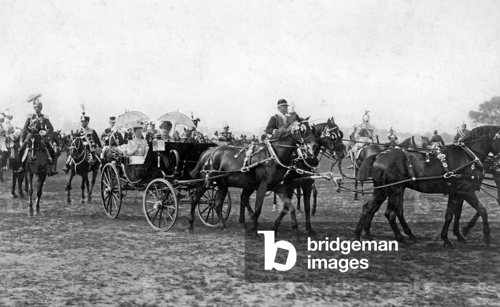 Spring parade in Berlin, 1901 (b/w photo)