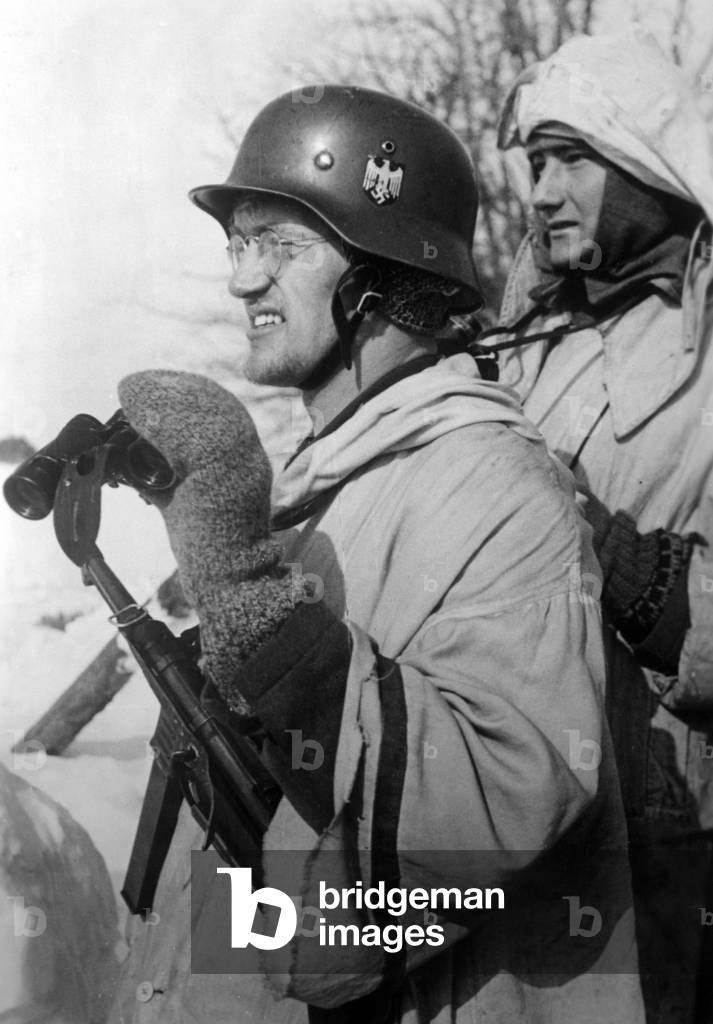 Patrol in Kholm, 1942 (b/w photo)