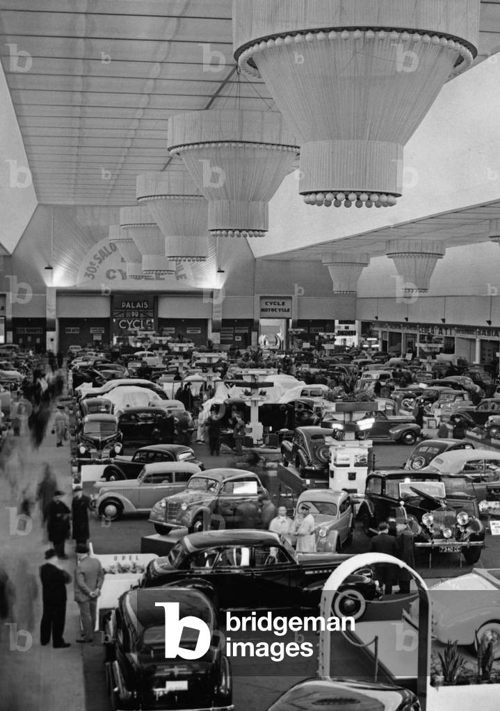Salon de l 'Auto in Brussels, 1939