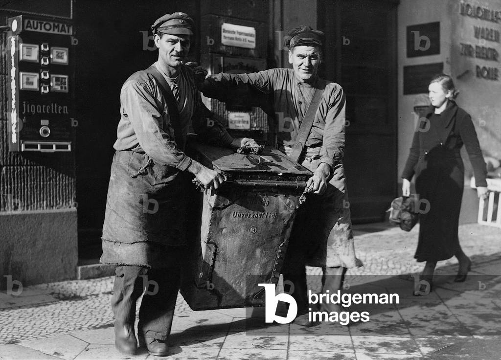 Berlin garbage men, 1936 (b/w photo)
