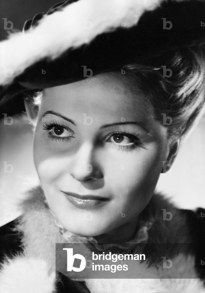 Winnie Markus in 'The Little Residence', 1942 (b/w photo)
