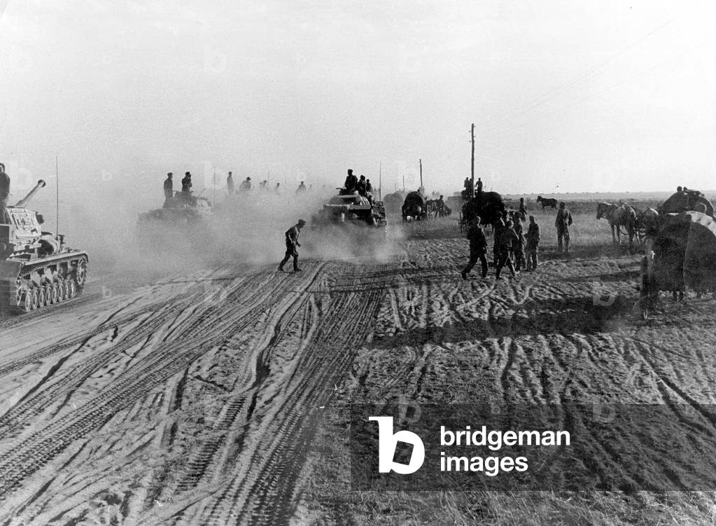 German route of advance on the Eastern front, 1941 (b/w photo)