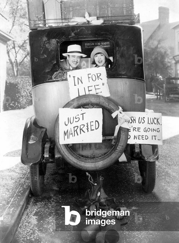 Colleen Moore and Edmund Cowe in 'Maedel sei lieb' (b/w photo)