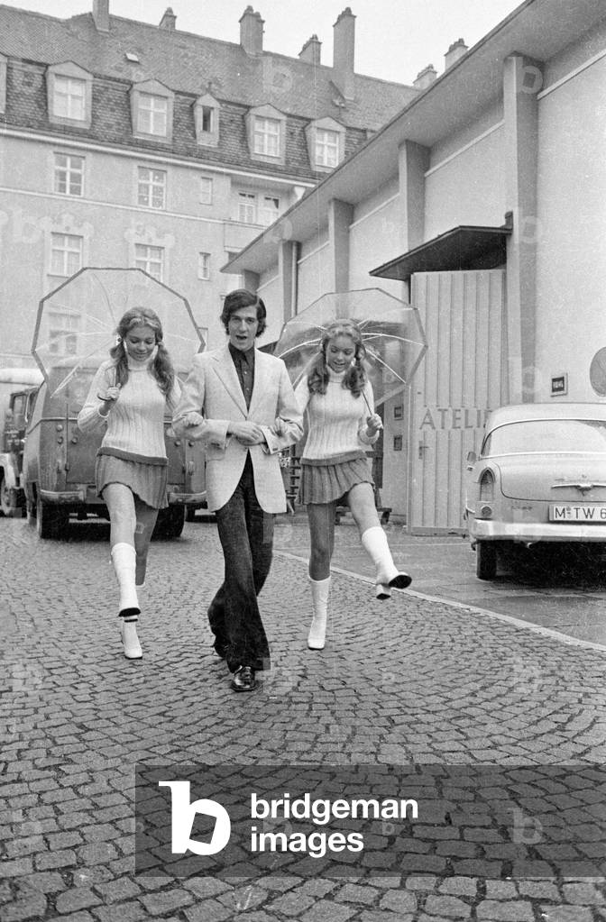 Ilja Richter and the Koenig twins, 1970 (b/w photo)