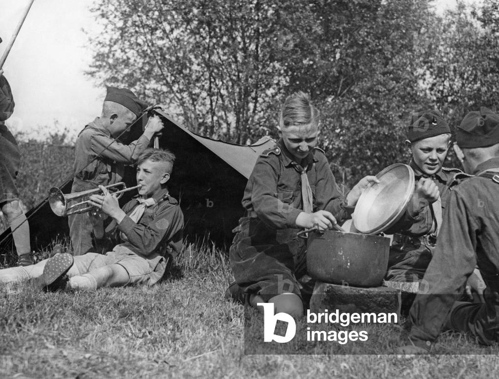 Members of the Buendische Jugend in a camp, 1933