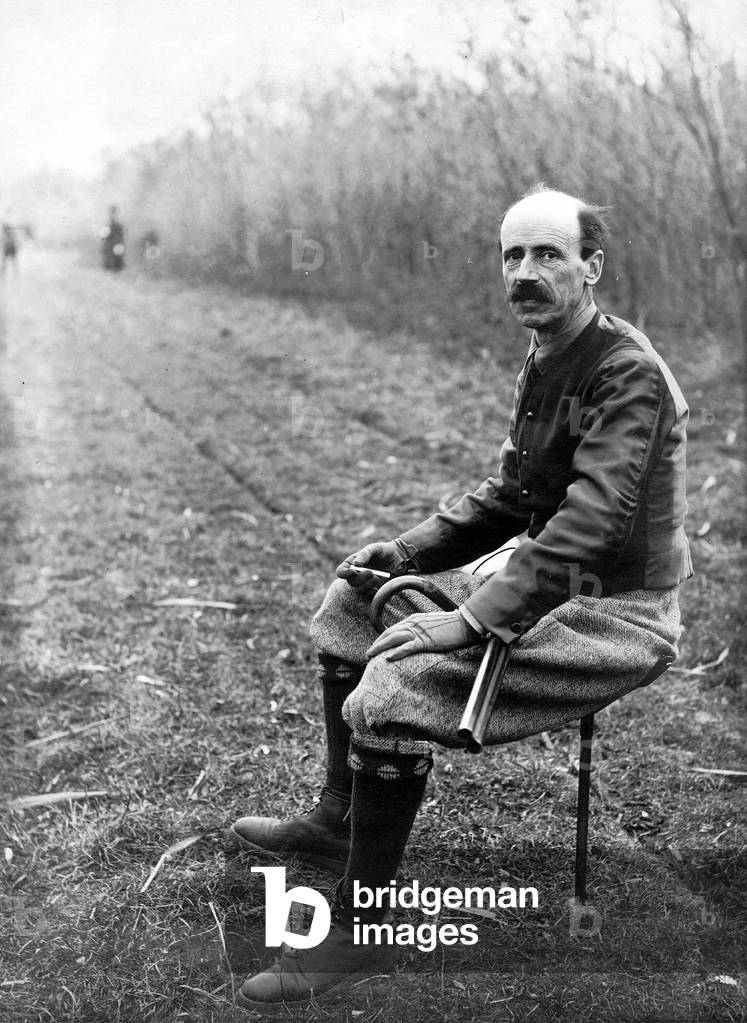 Count Stephen Bethlen on a hunting trip, 1927 (b/w photo)
