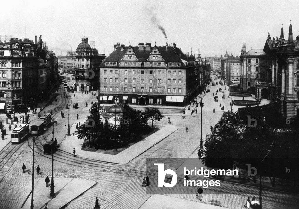 The Stachus in Munich, before 1914 (b/w photo)