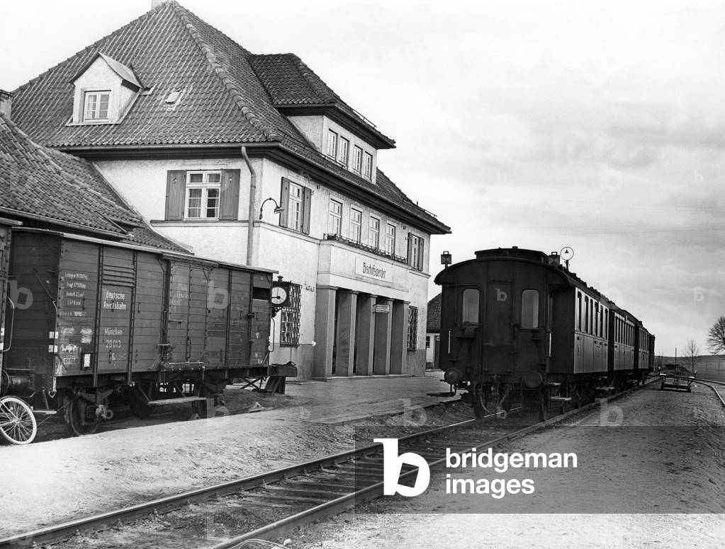 New railway station in Bischofswerder, around the 1920s