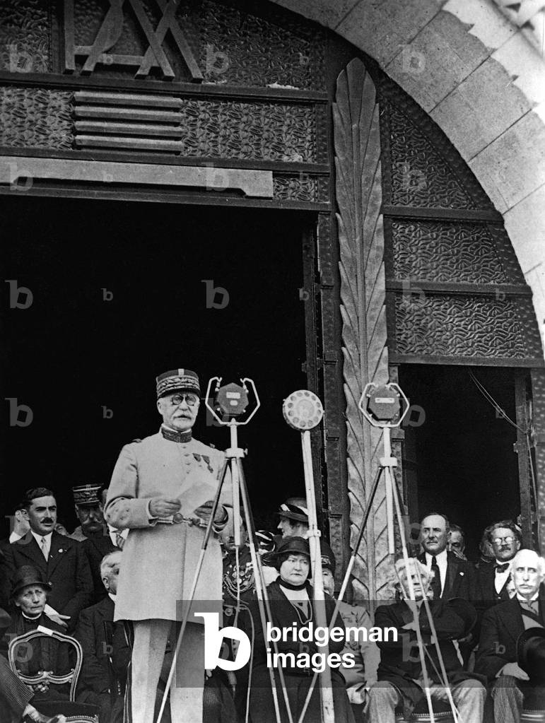 Henri Philippe Petain inaugurates the monument to fallen soldiers at Verdun (b/w photo)