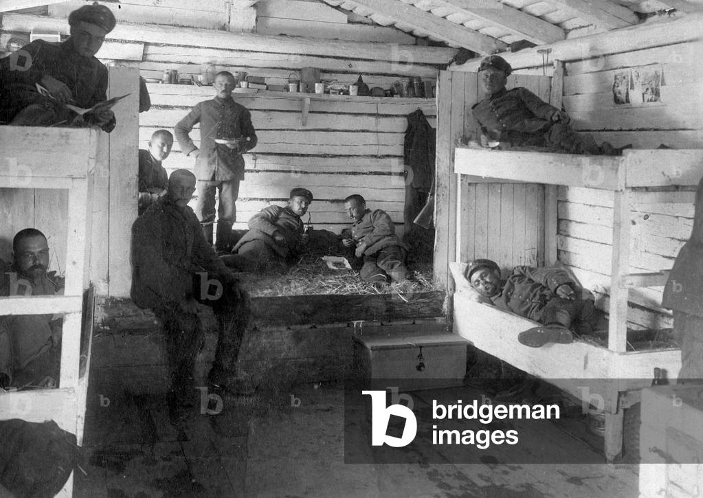 German soldiers in a barrack on the Western front, 1915 (b/w photo)