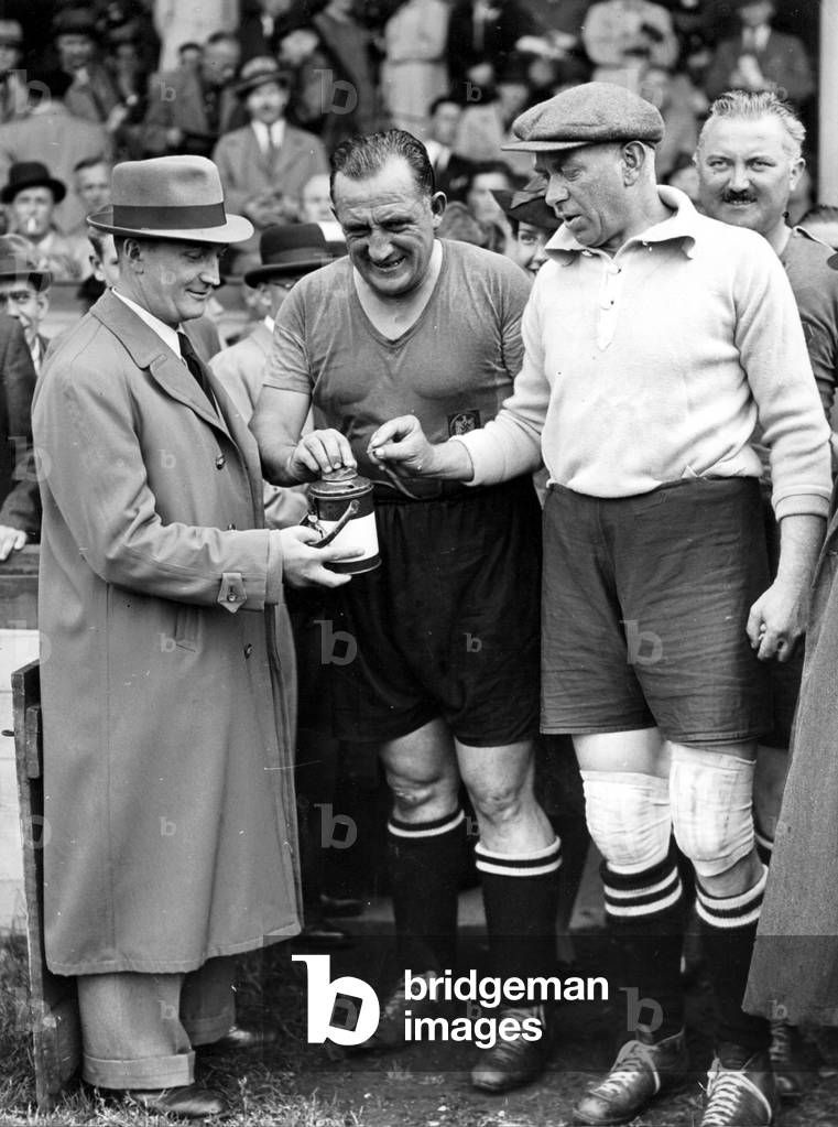 Soccer: 1st soccer club Nuremberg (b/w photo)