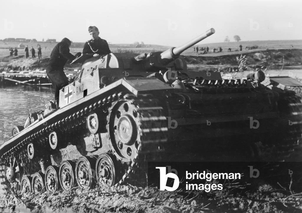 German Panzer III during the Russian campaign (b/w photo)