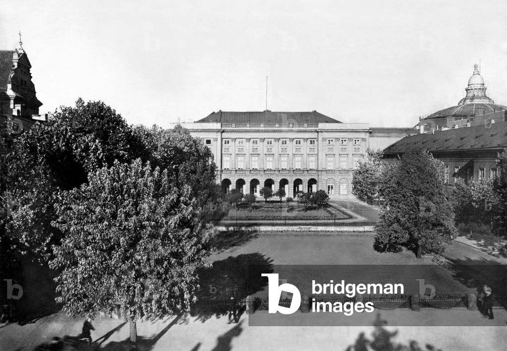 Presidential Palace in Warsaw, 1930 (b/w photo)
