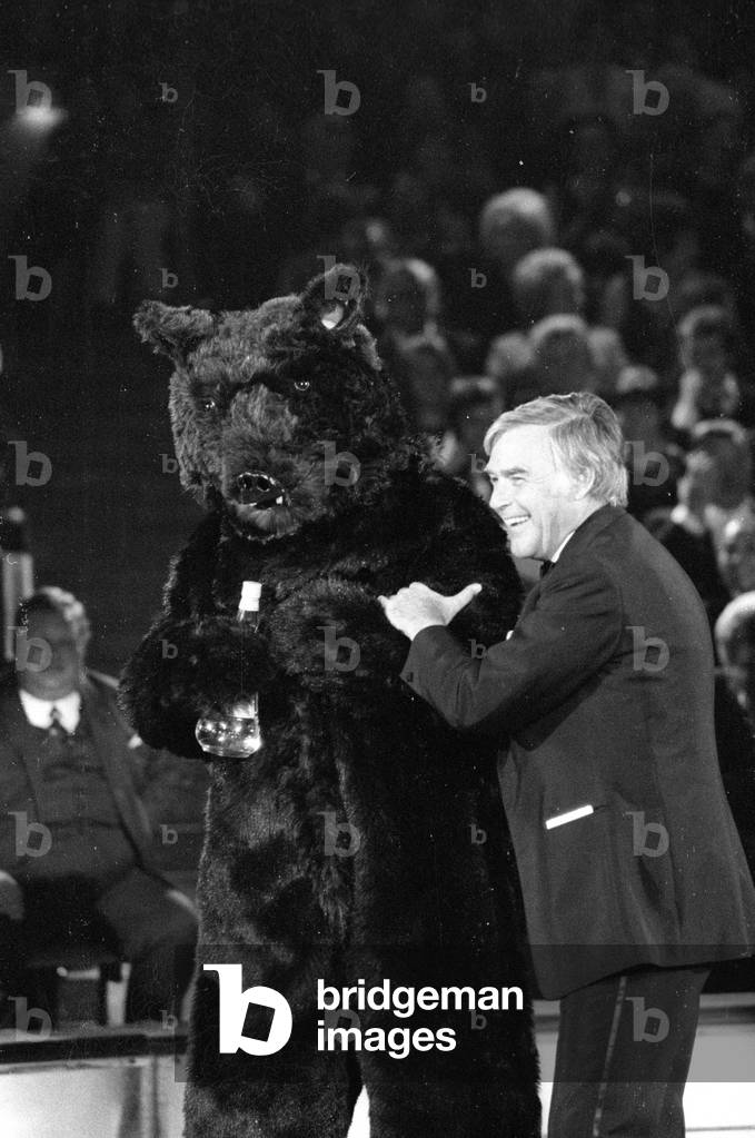 Ivan Rebroff and Blacky Fuchsberger in the show 