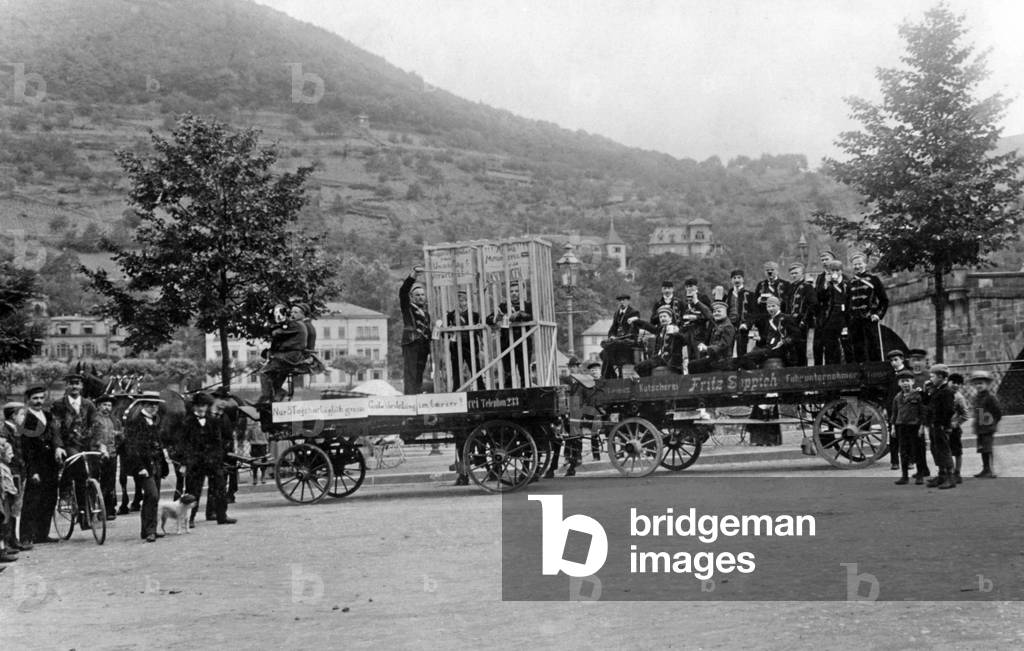 Concert tour of students in Heidelberg, 1906 (b/w photo)