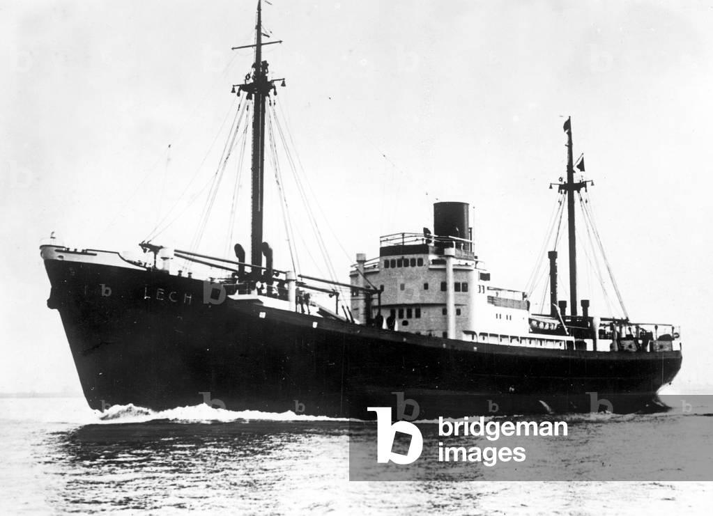 German blockade runner 'M.E. Lech ' (b/w photo)