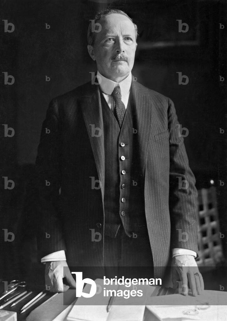 Walter Simons, 1925 (b/w photo)