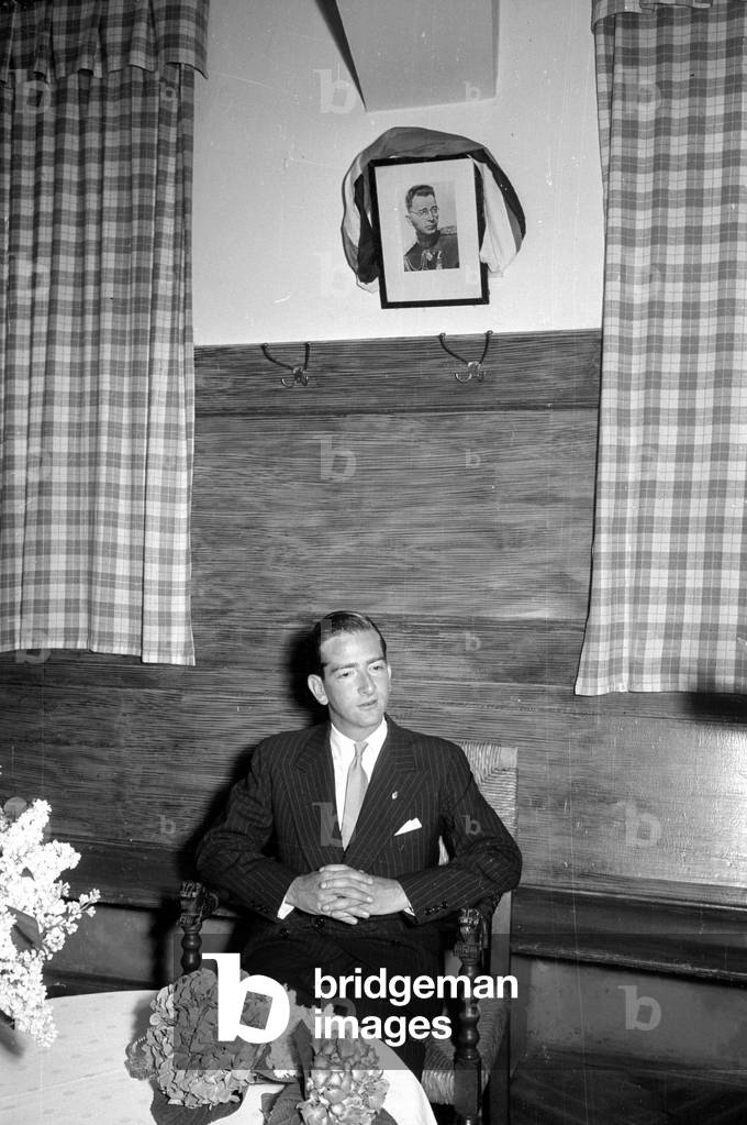 Former King Peter II at a meeting of Yugoslav exiles in Munich, 1954 (b/w photo)