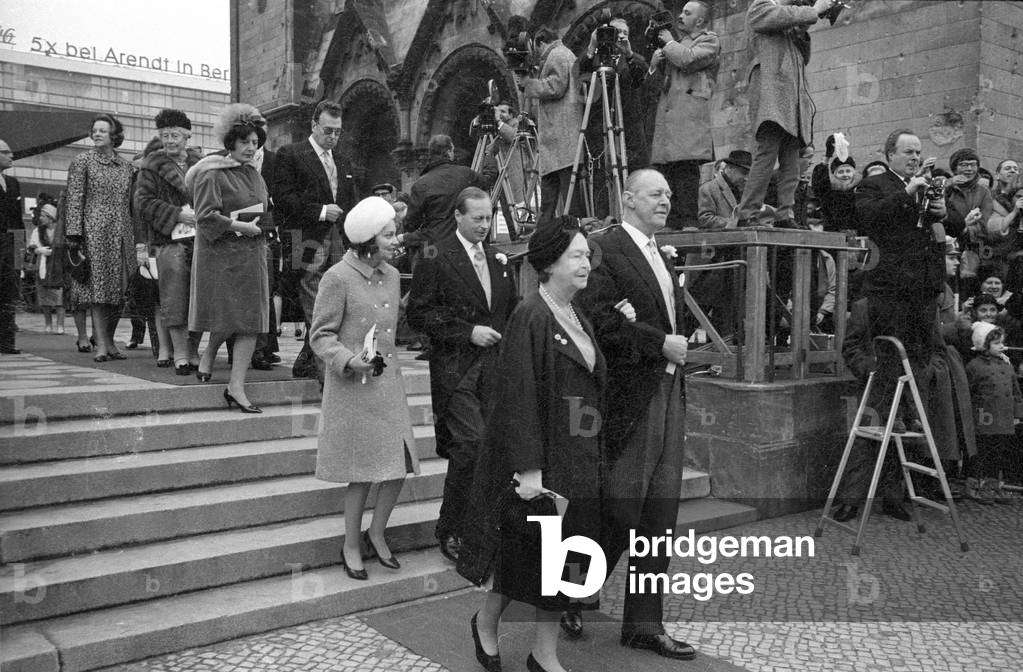 The wedding of Duke of Oldenburg in the Kaiser Wilhelm Memorial Church, 1965 (b/w photo)