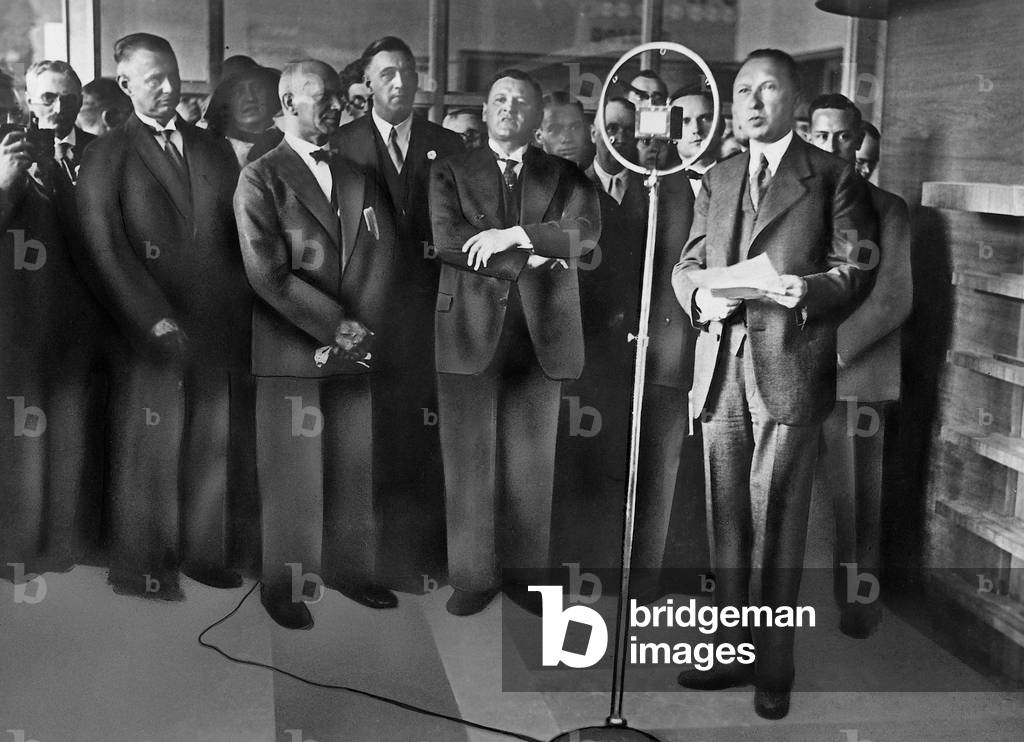 Konrad Adenauer at the opening of the Ford factory, 1931 (b/w photo)