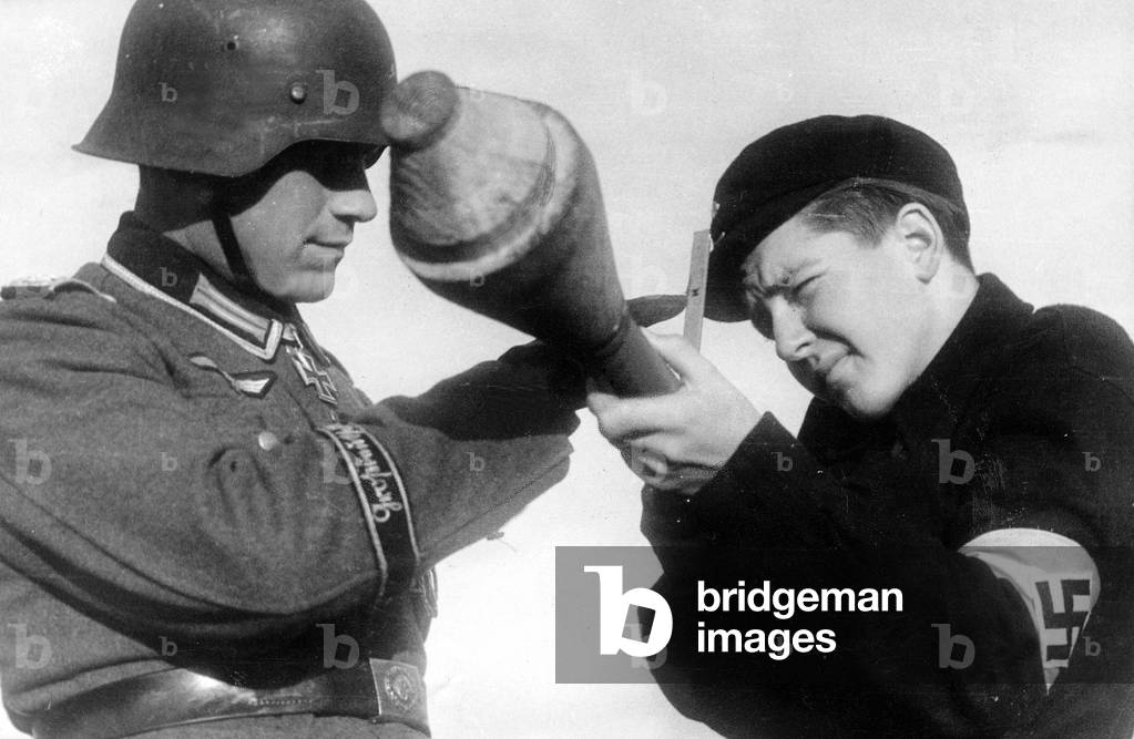 Training with the bazooka (b/w photo)