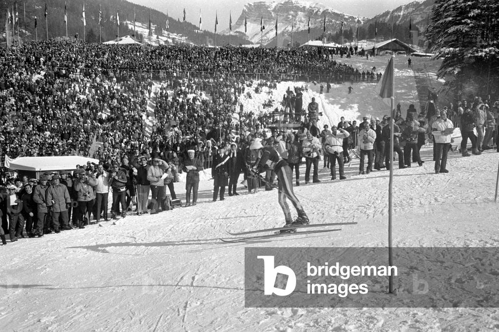 Slalom competition at the Alpine World Ski Championships in Val Gardena, 1970 (b/w photo)