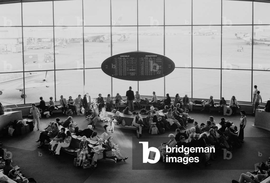 Waiting hall at JFK Airport in New York (b/w photo)