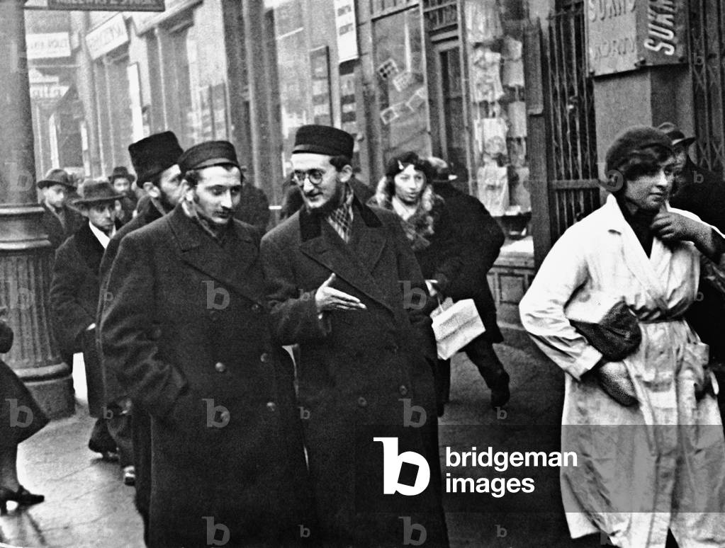 Jewish district in Warsaw, 1934 (b/w photo)