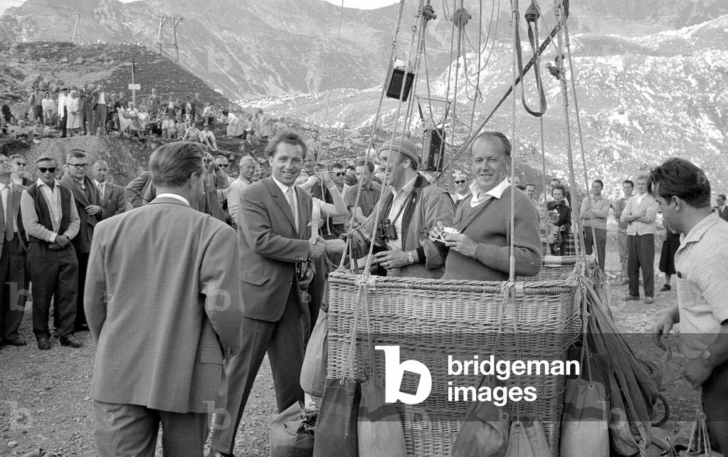 Last preparations for a balloon ride, 1959 (b/w photo)