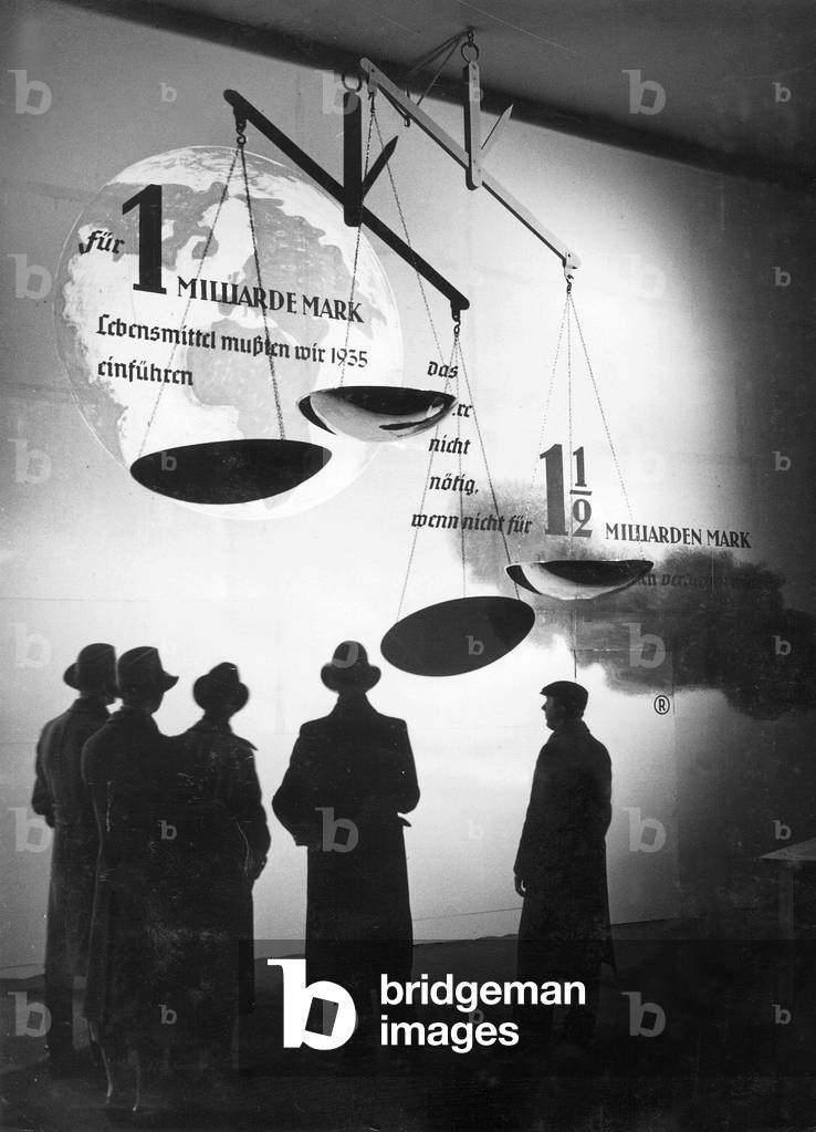 Showroom of the Green Week in Berlin, 1937 (b/w photo)