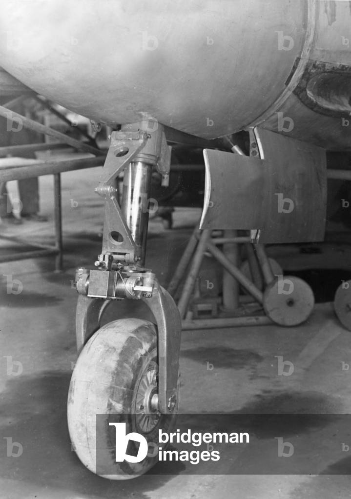 Jet-powered fighter aircraft - Heinkel He 162 Jet Fighter - Heinkel He 162, 1944