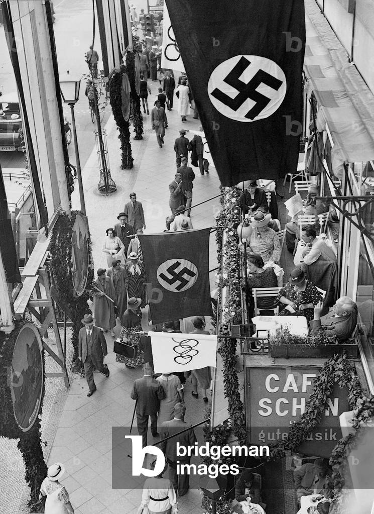 Berlin during the Olympic Games of 1936 (b/w photo)