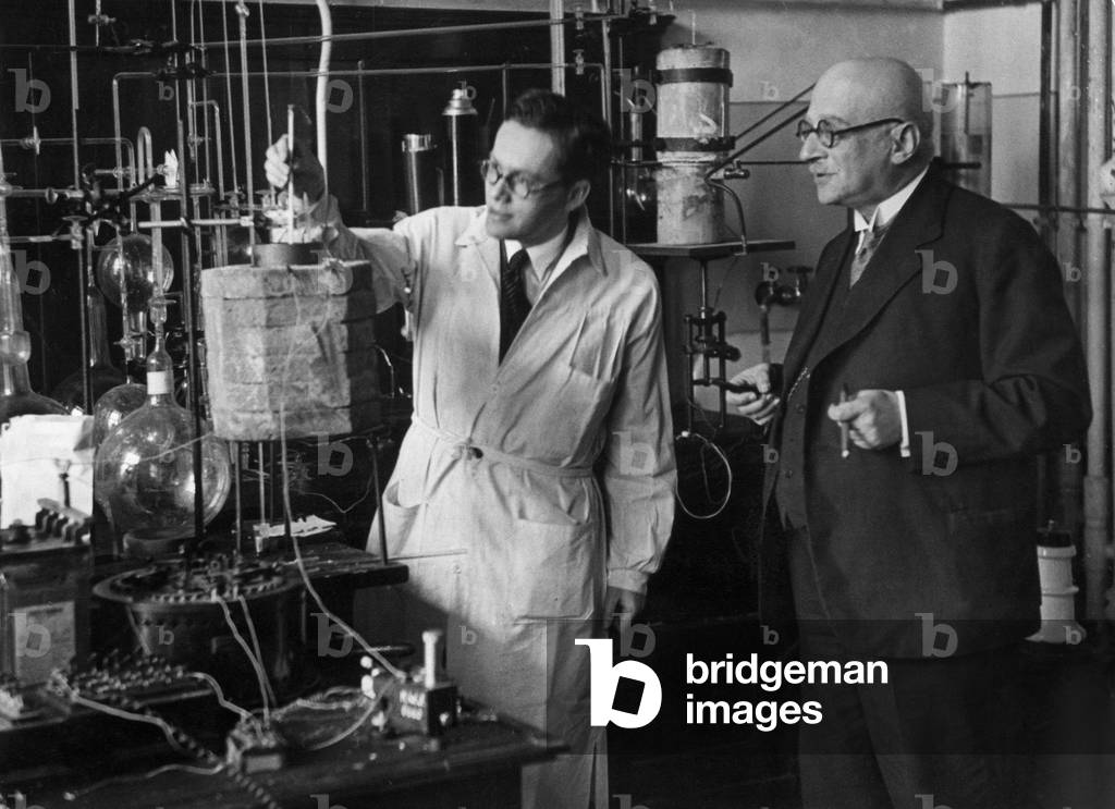 Fritz Haber during a laboratory experiment, 1918 (b/w photo)