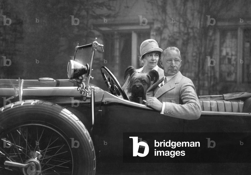 The German Crown Prince Couple in their car, 1922