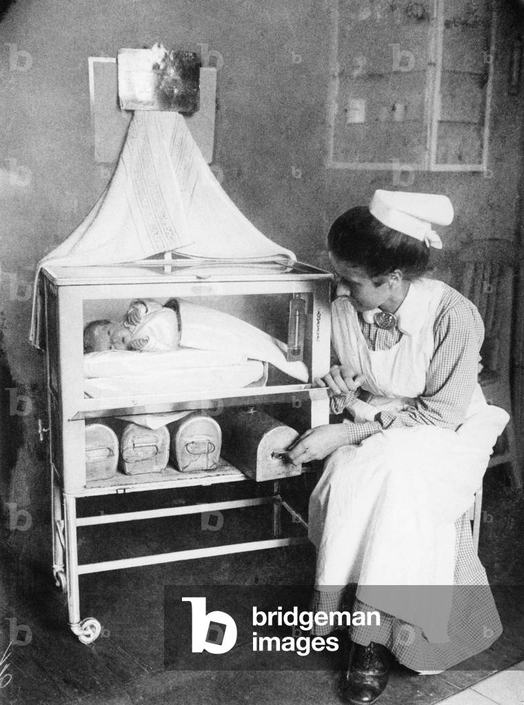 Incubator, 1923