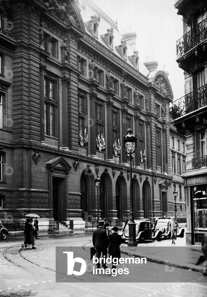 The University of Sorbonne in Paris, 1938 (b/w photo)