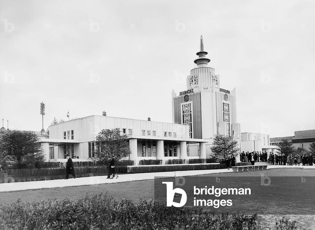 Illinois Pavilion at the World Exhibition in Chicago, 1933 (b/w photo)