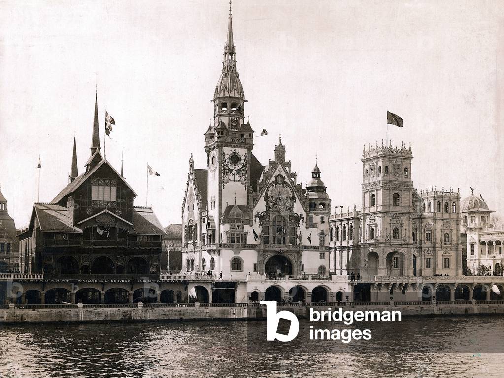 The Norwegian, German and Spanish Pavilion (from left) in the Street of Nations at the World Exhibition in Paris, 1900 (b/w photo)