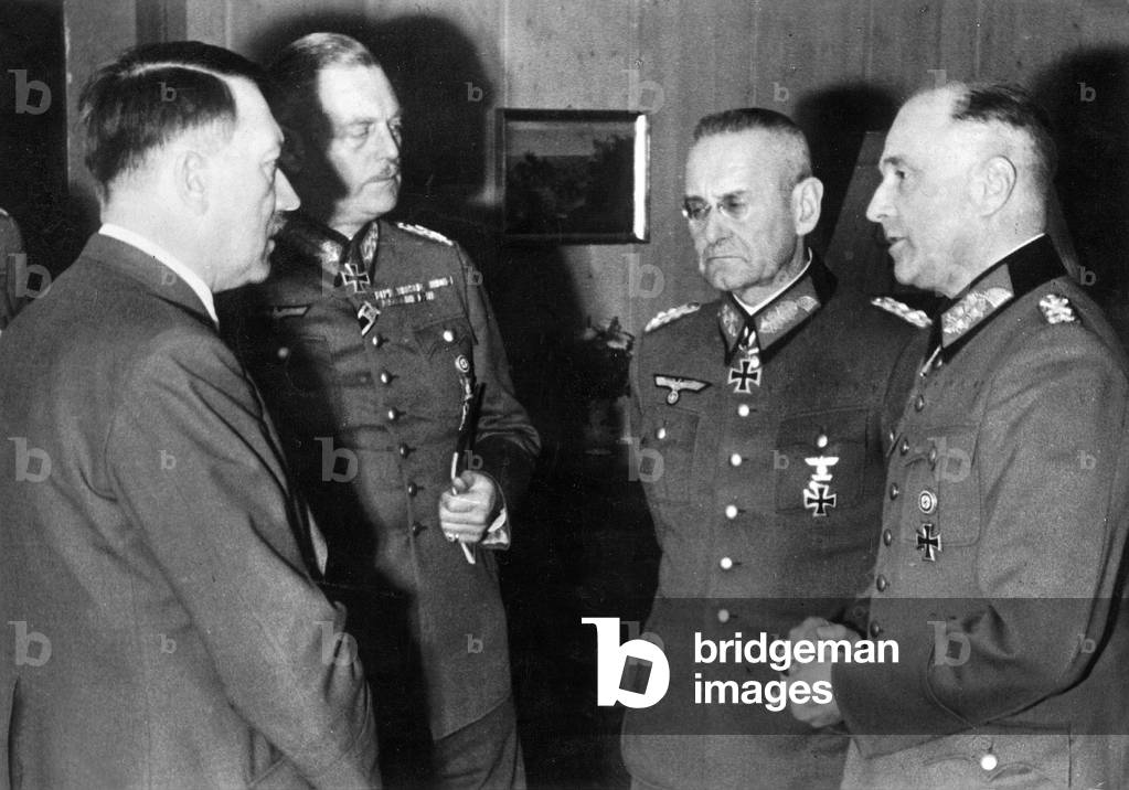 Adolf Hitler, Wilhelm Keitel, Franz Halder, Walther von Brauchitsch, 1941 (b/w photo)
