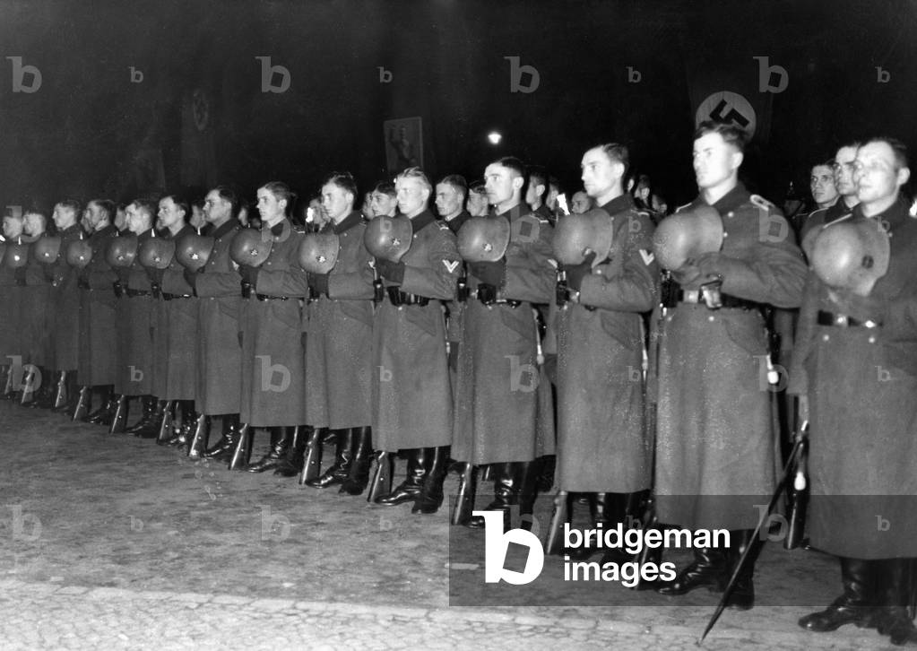 Great tattoo of the Berlin Guard Regiment, 1936 (b/w photo)