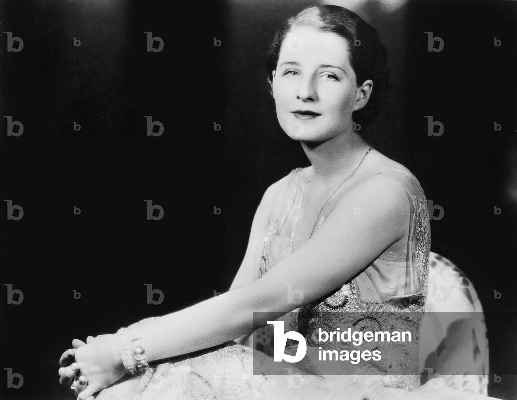 Norma Shearer (b/w photo)