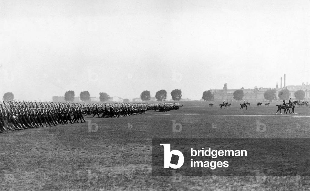 Imperial parade, 1900 (b/w photo)