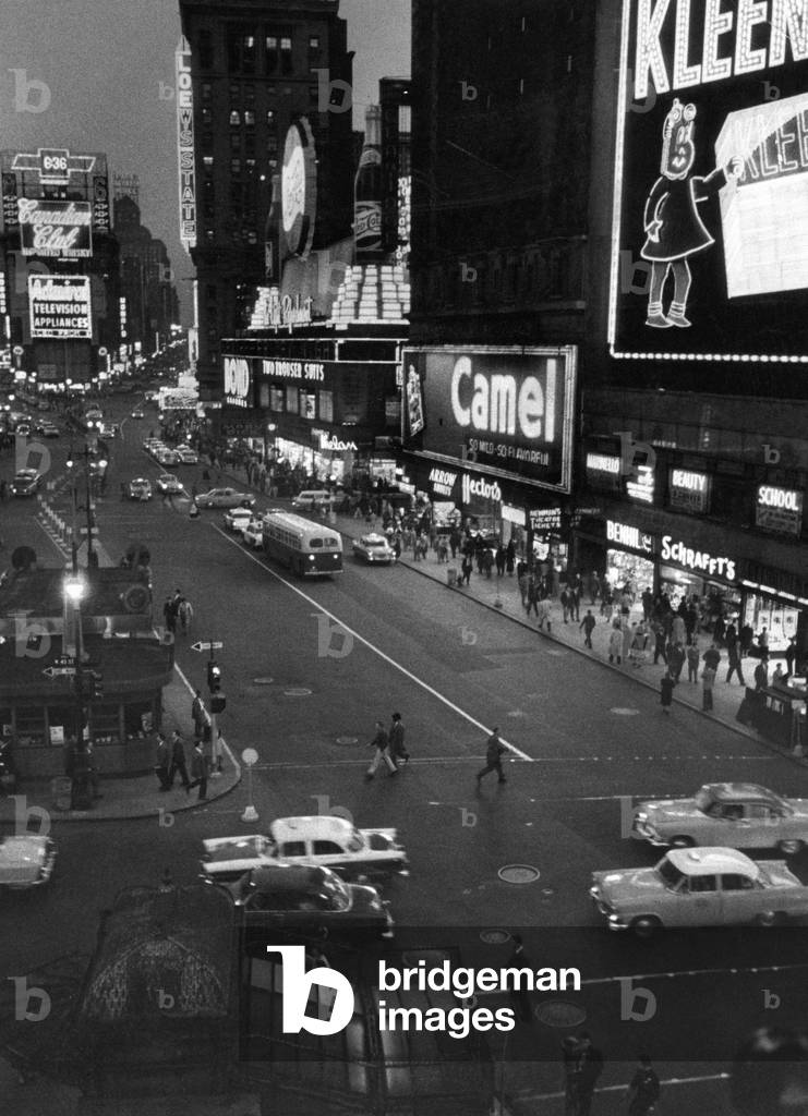 Time Square in New York at night (b/w photo)