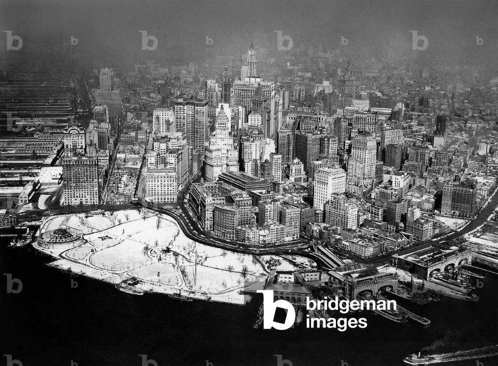Overview of Manhattan in New York, 1929 (b/w photo)