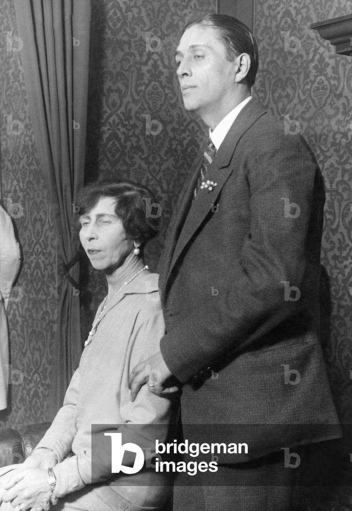 Alexander and Viktoria Zoubkoff (born of Prussia) in Berlin, 1927 (b/w photo)