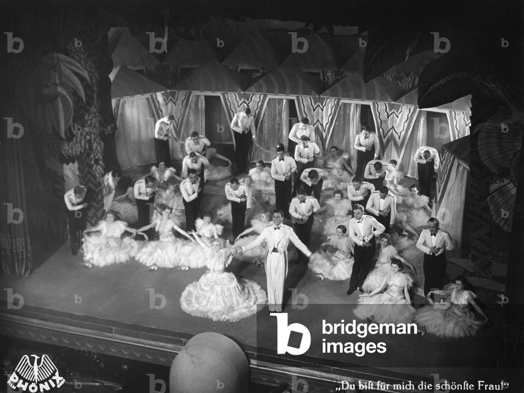 Scene from the revue film 